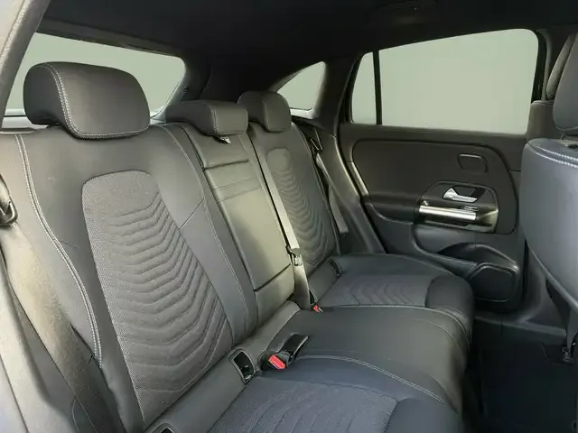 Mercedes-Benz EQA 350