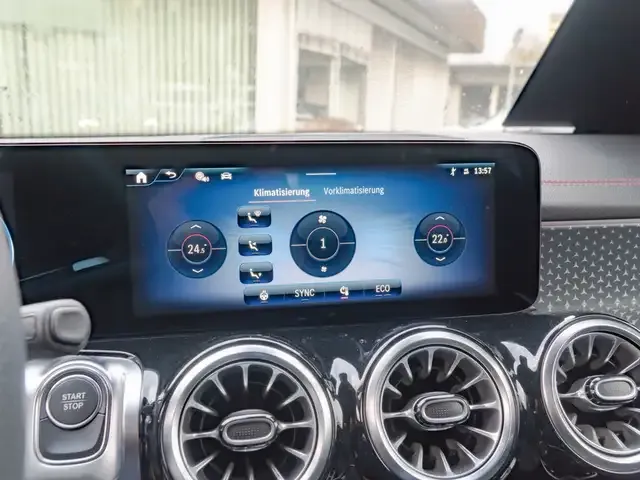 Mercedes-Benz EQB 250