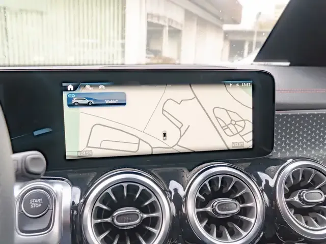 Mercedes-Benz EQB 250