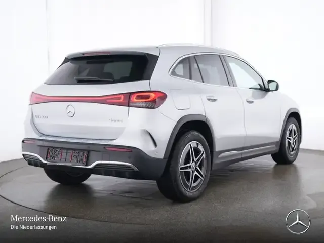 Mercedes-Benz EQA 300
