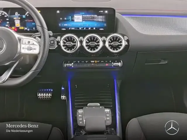 Mercedes-Benz EQA 300