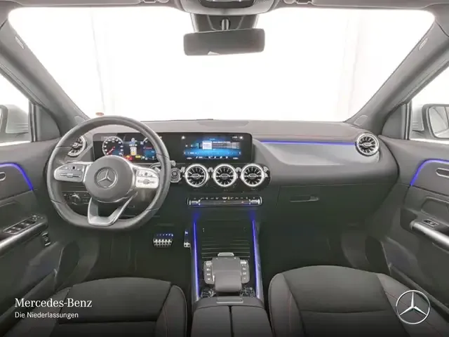 Mercedes-Benz EQA 300