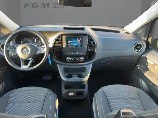 Mercedes-Benz Marco Polo