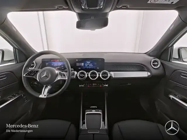 Mercedes-Benz EQB 300