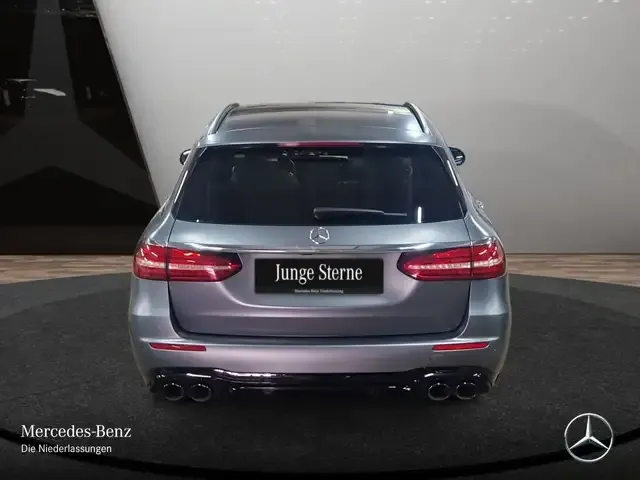 Mercedes-Benz E 53 AMG