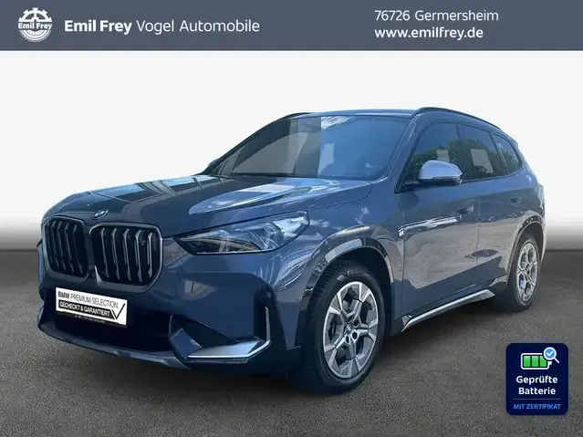 BMW iX1