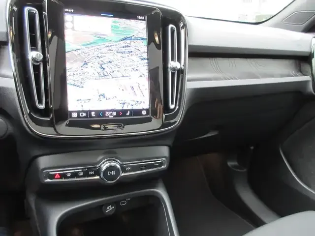 Volvo C40