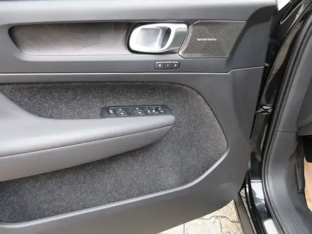 Volvo C40