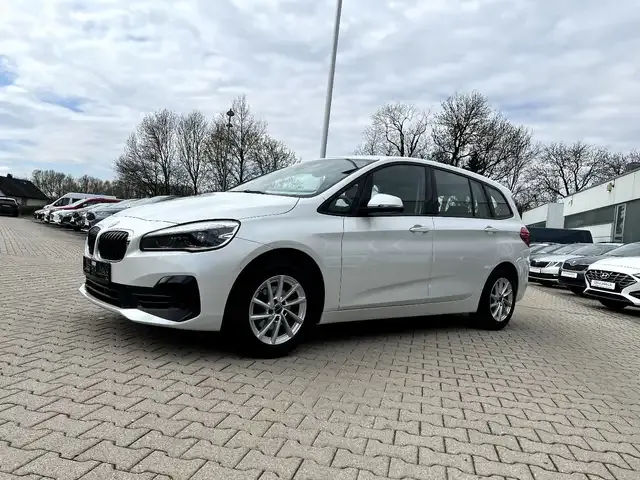 BMW 216