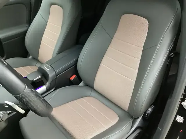 Mercedes-Benz EQA 250