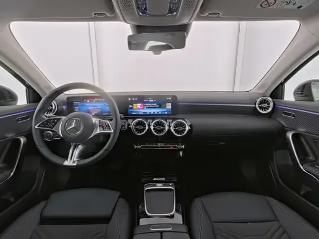 Mercedes-Benz A 220