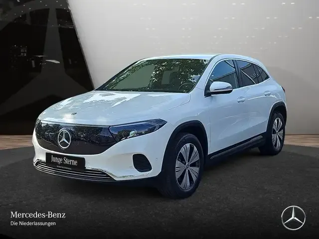 Mercedes-Benz EQA 300