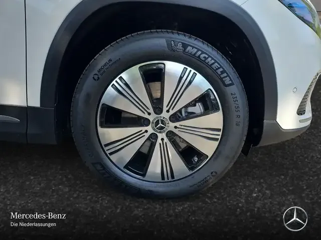 Mercedes-Benz EQA 300