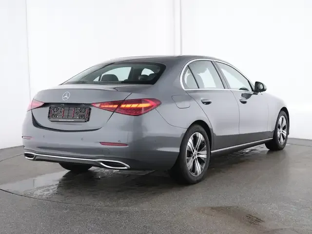 Mercedes-Benz C 180
