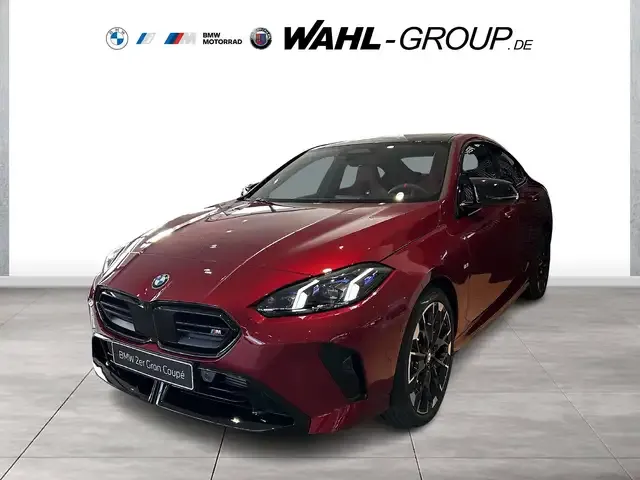 BMW 235