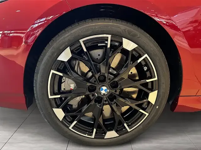 BMW 235