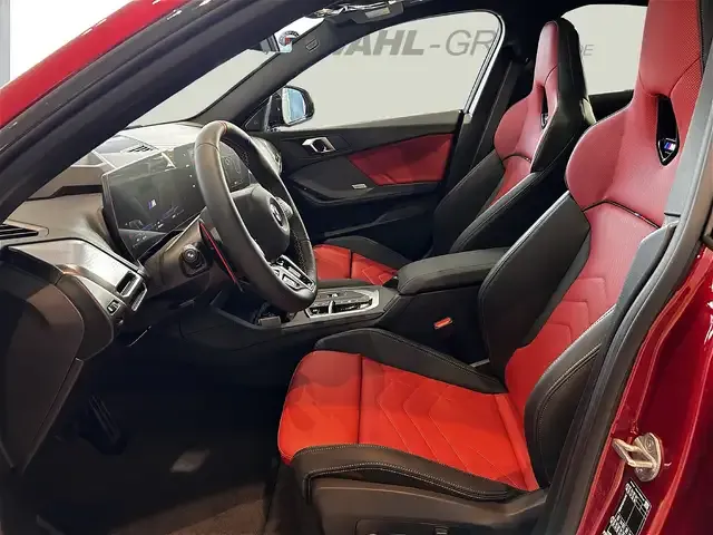 BMW 235