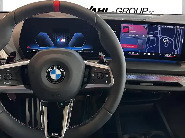 BMW 235