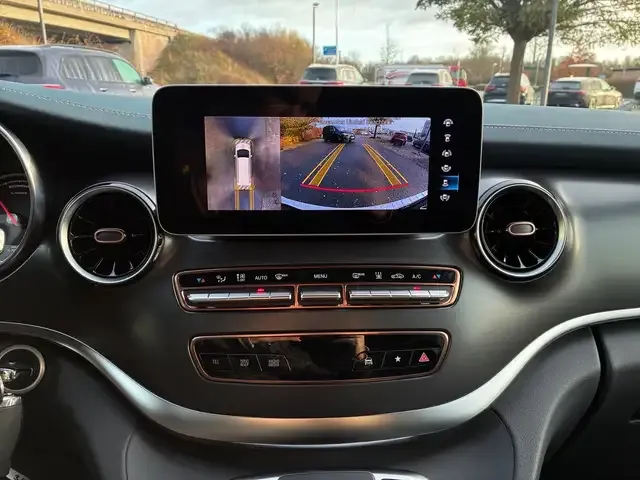 Mercedes-Benz EQV 300