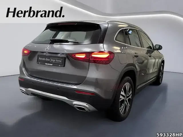 Mercedes-Benz GLA 250
