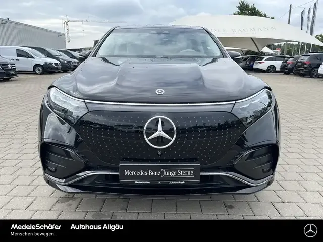 Mercedes-Benz EQS SUV
