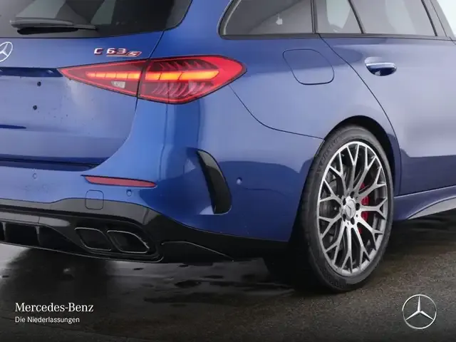 Mercedes-Benz C 63 AMG