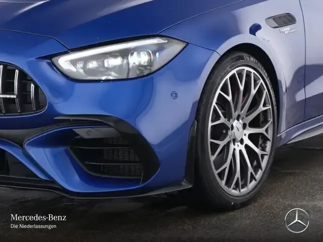 Mercedes-Benz C 63 AMG