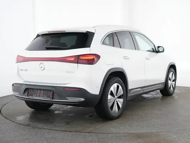 Mercedes-Benz EQA 300