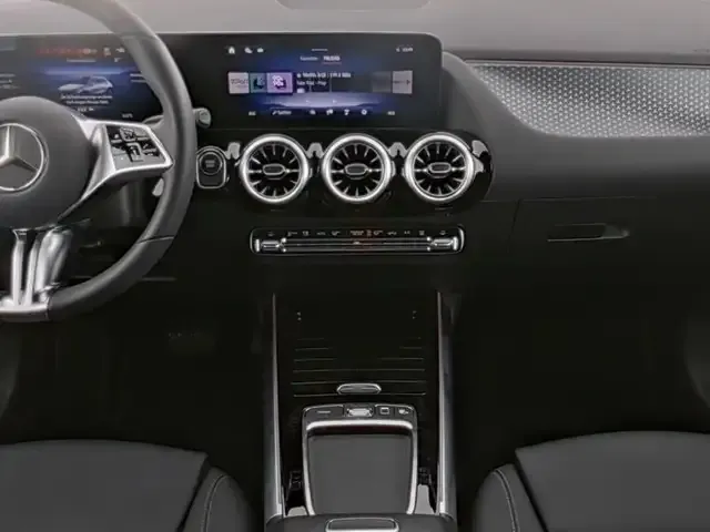 Mercedes-Benz EQA 300