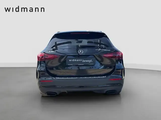 Mercedes-Benz GLA 180