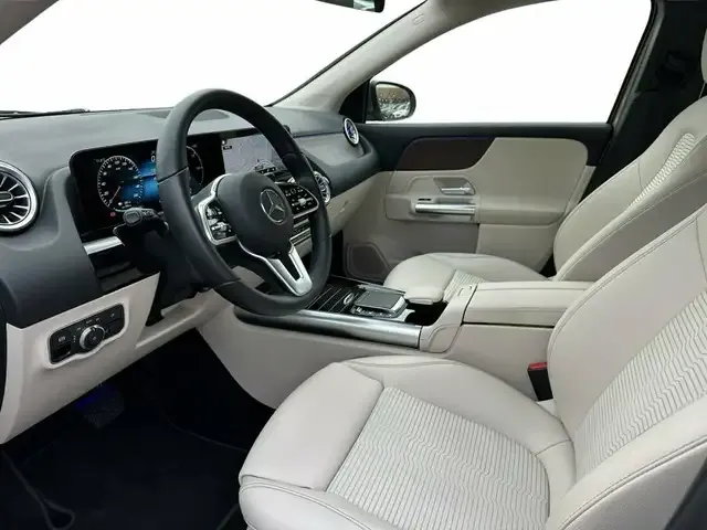 Mercedes-Benz EQA 250