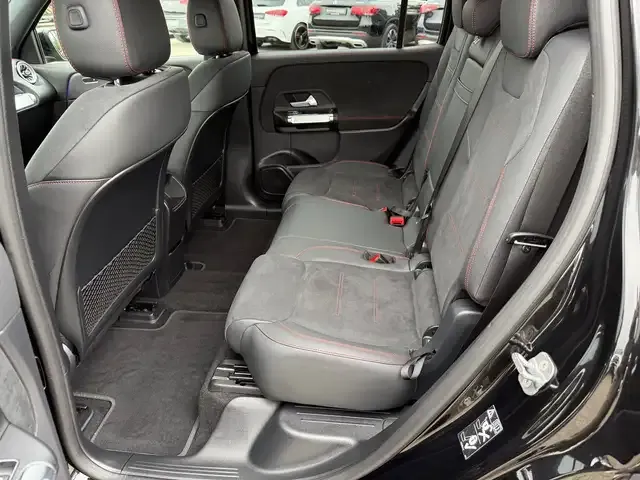 Mercedes-Benz EQB 300