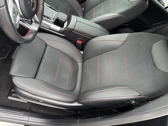 Mercedes-Benz EQB 300