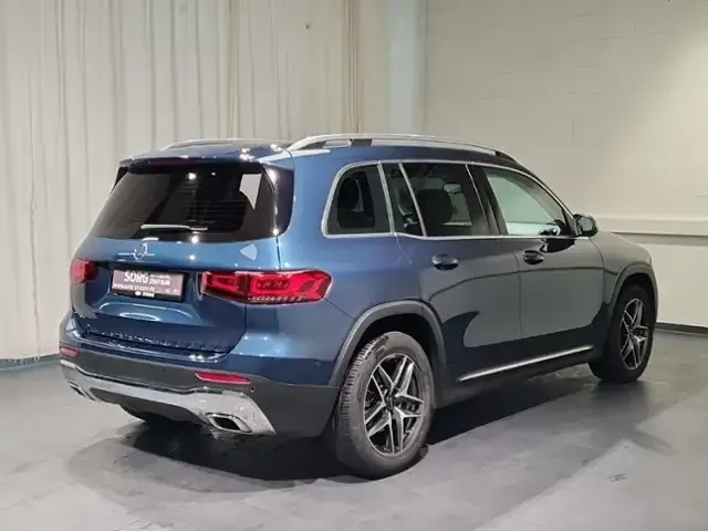 Mercedes-Benz GLB 200