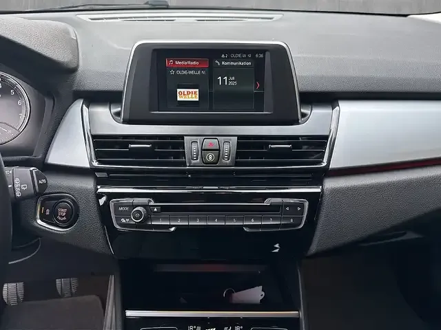 BMW 216
