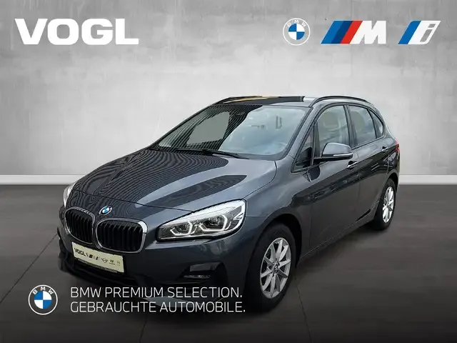 BMW 216
