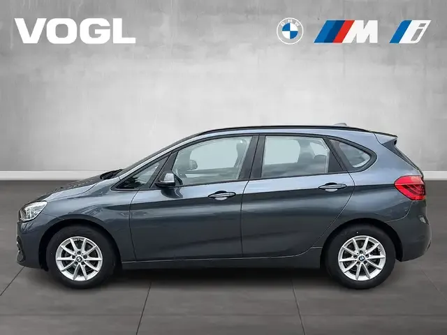 BMW 216