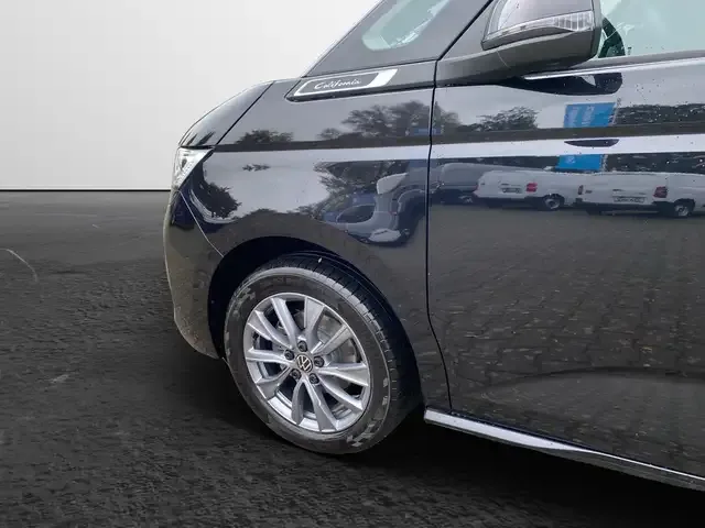 Volkswagen T7 California