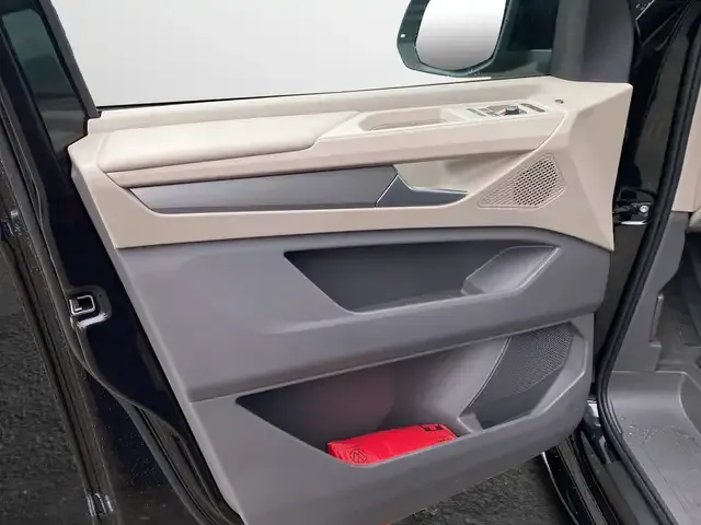 Volkswagen T7 California