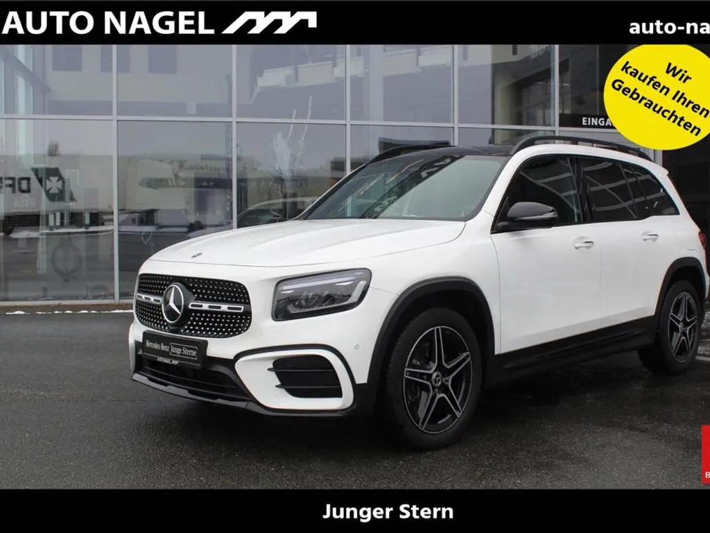 Mercedes-Benz GLB 220