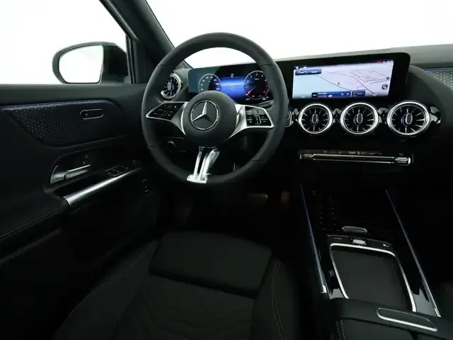 Mercedes-Benz GLA 220