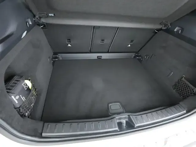 Mercedes-Benz GLA 220