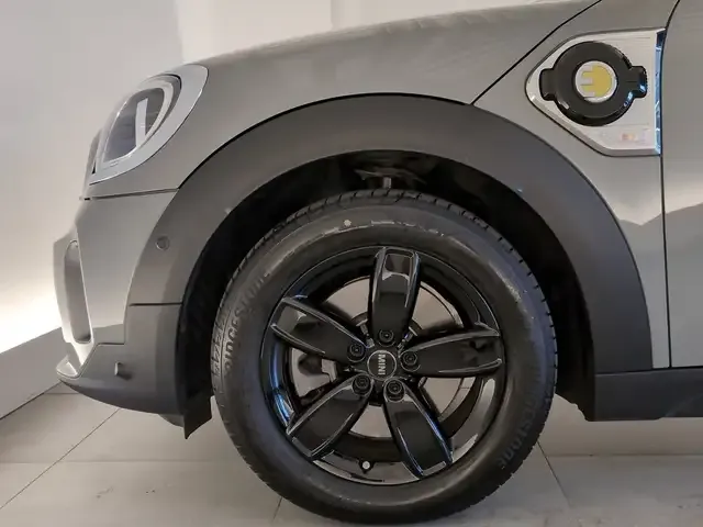 MINI Cooper SE Countryman