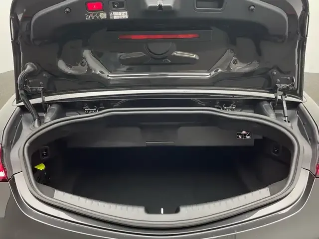 Mercedes-Benz CLE 200