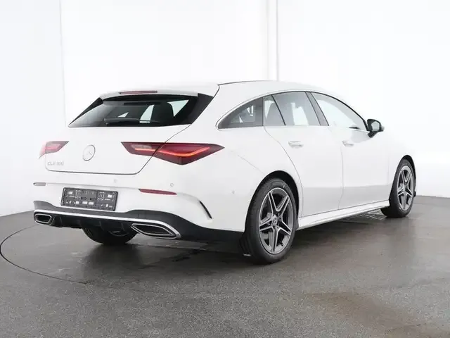 Mercedes-Benz CLA 180