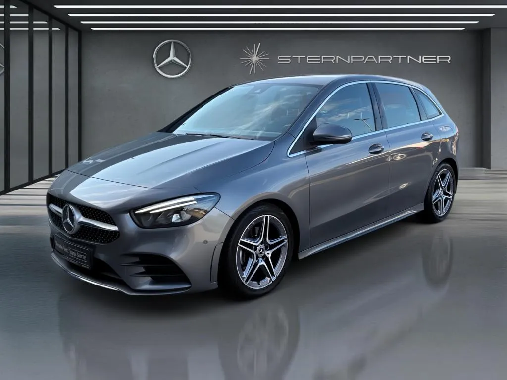 Mercedes-Benz B 180