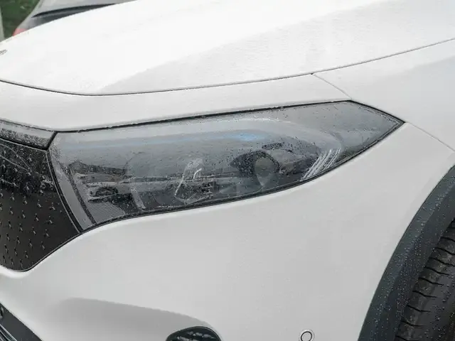Mercedes-Benz EQB 300