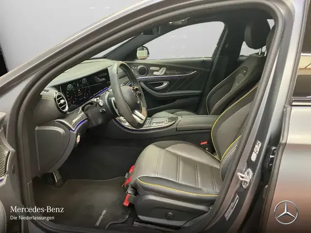 Mercedes-Benz E 63 AMG