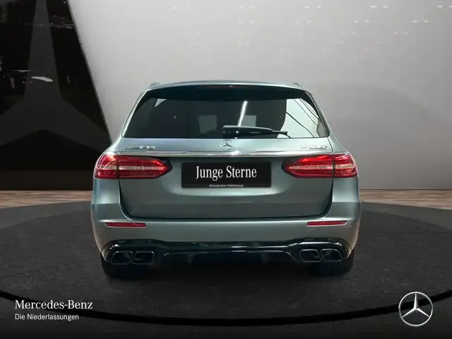 Mercedes-Benz E 63 AMG