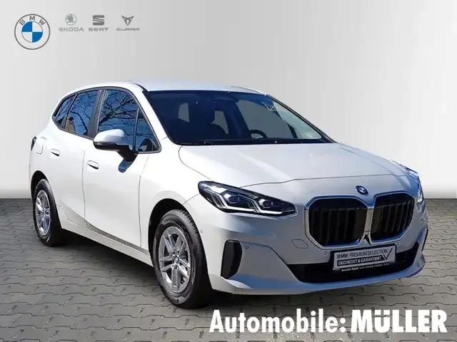 BMW 218